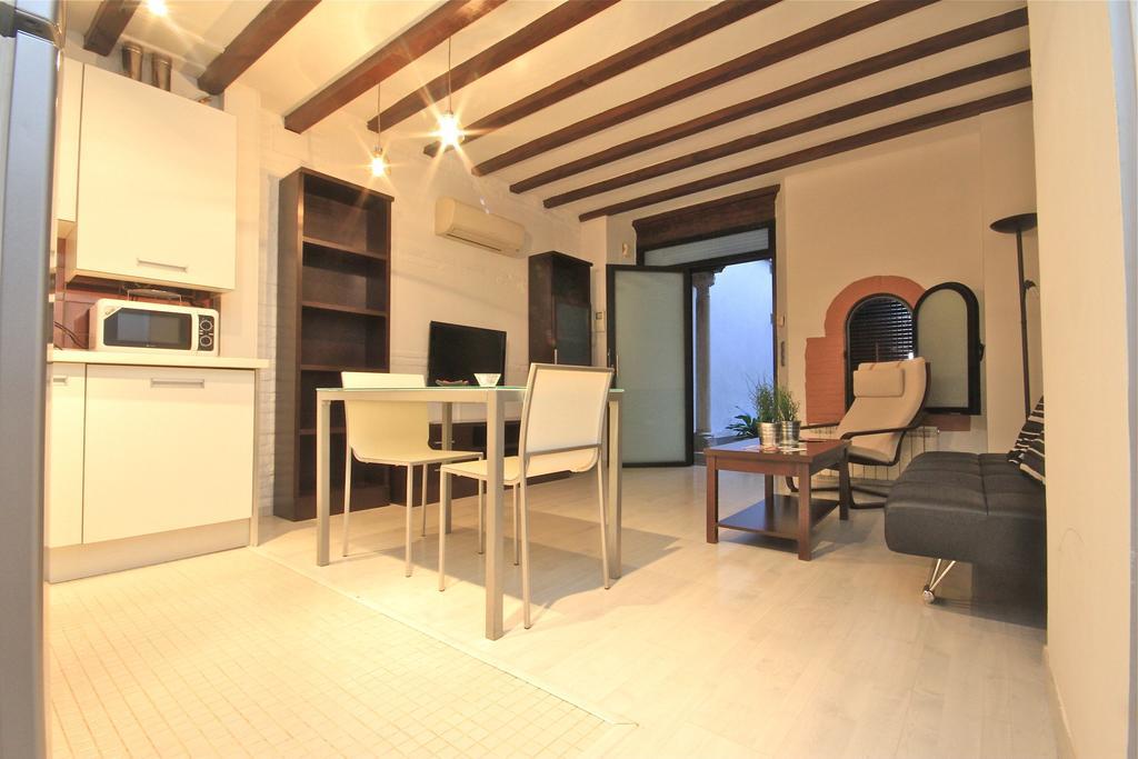 Apartamentos Inside Alhacaba Гранада Экстерьер фото
