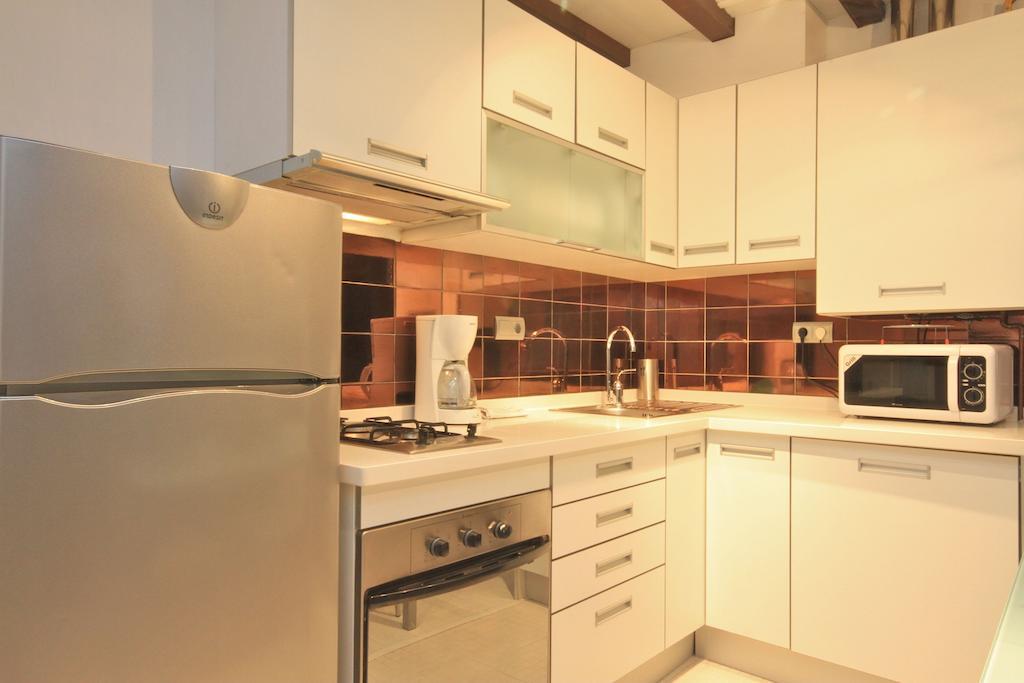 Apartamentos Inside Alhacaba Гранада Номер фото